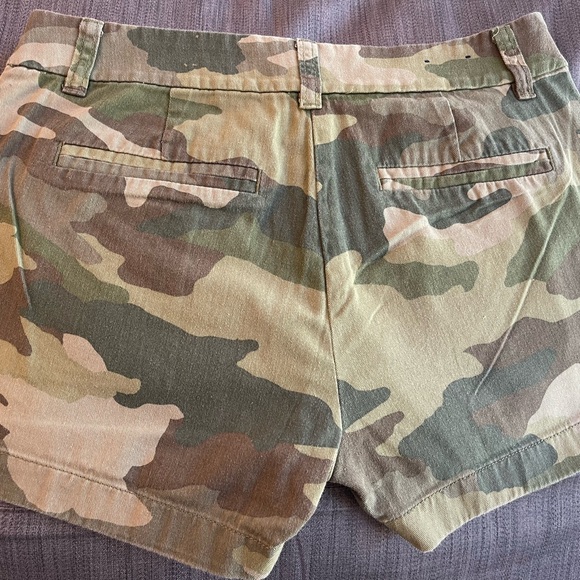J. Crew Women’s Sz 00 Chino Casual Shorts. 1 Light Blue & 1 Camo - Picture 4 of 10